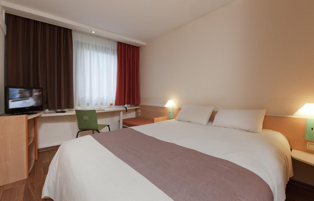 Ibis Ulm City Exterior foto